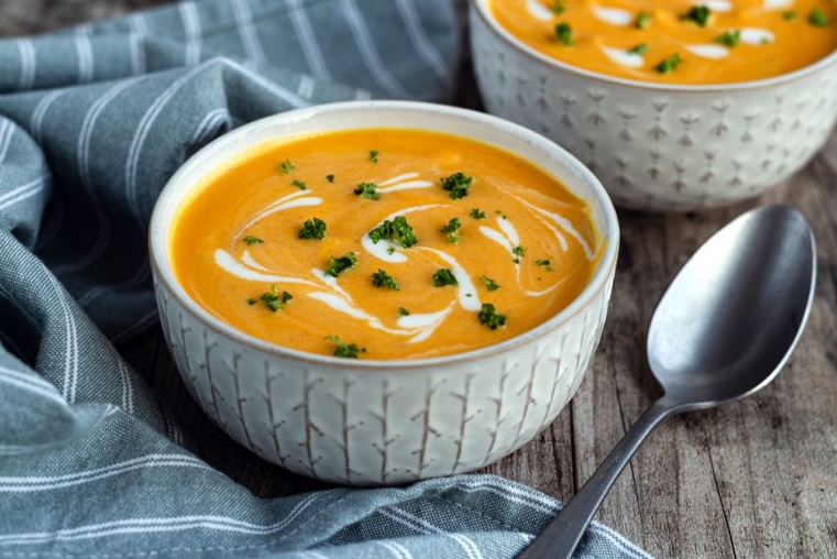 Média réf. 375 (1/1): Roulade verte de veau et velouté de carottes  à l’orange et au coco